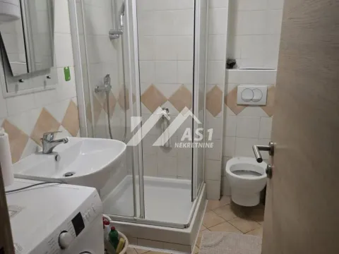 Izdavanje, stan, 33m², Grbavica, Novi Sad Sve Podlokacije - image 8