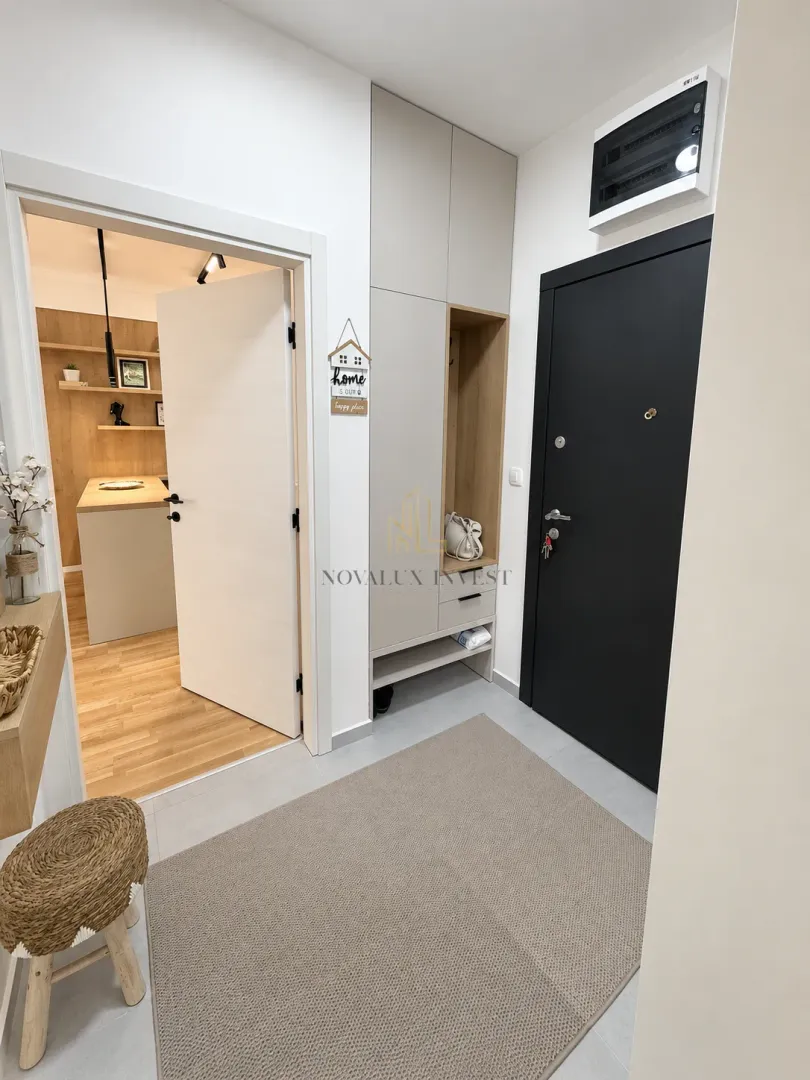 Izdavanje, dvosoban stan, 65m², Stari Aerodrom, Podgorica