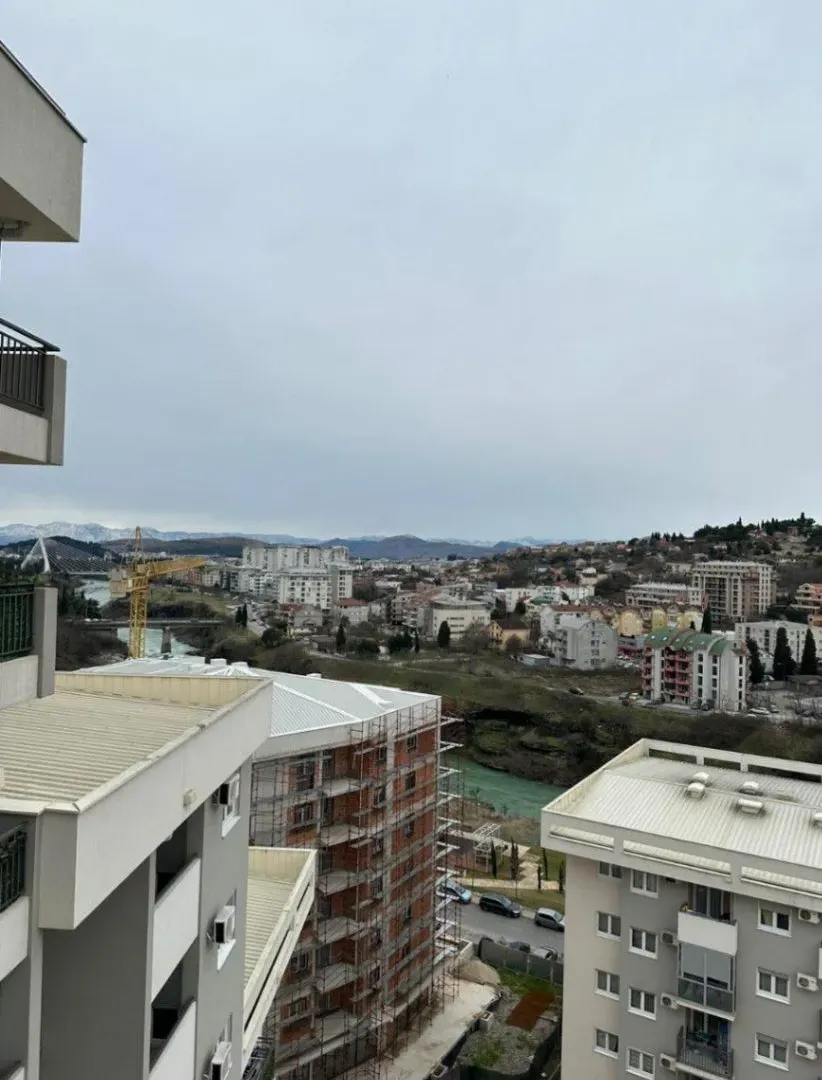 Izdavanje, dvosoban stan, 57m², Vezirov Most, Podgorica