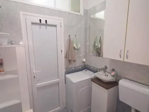 Rent, two bedroom apartment, 43m², Centar, Podgorica - image 9