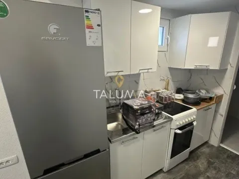 Izdavanje, kuća, 33m², Tološi, Podgorica - image 2