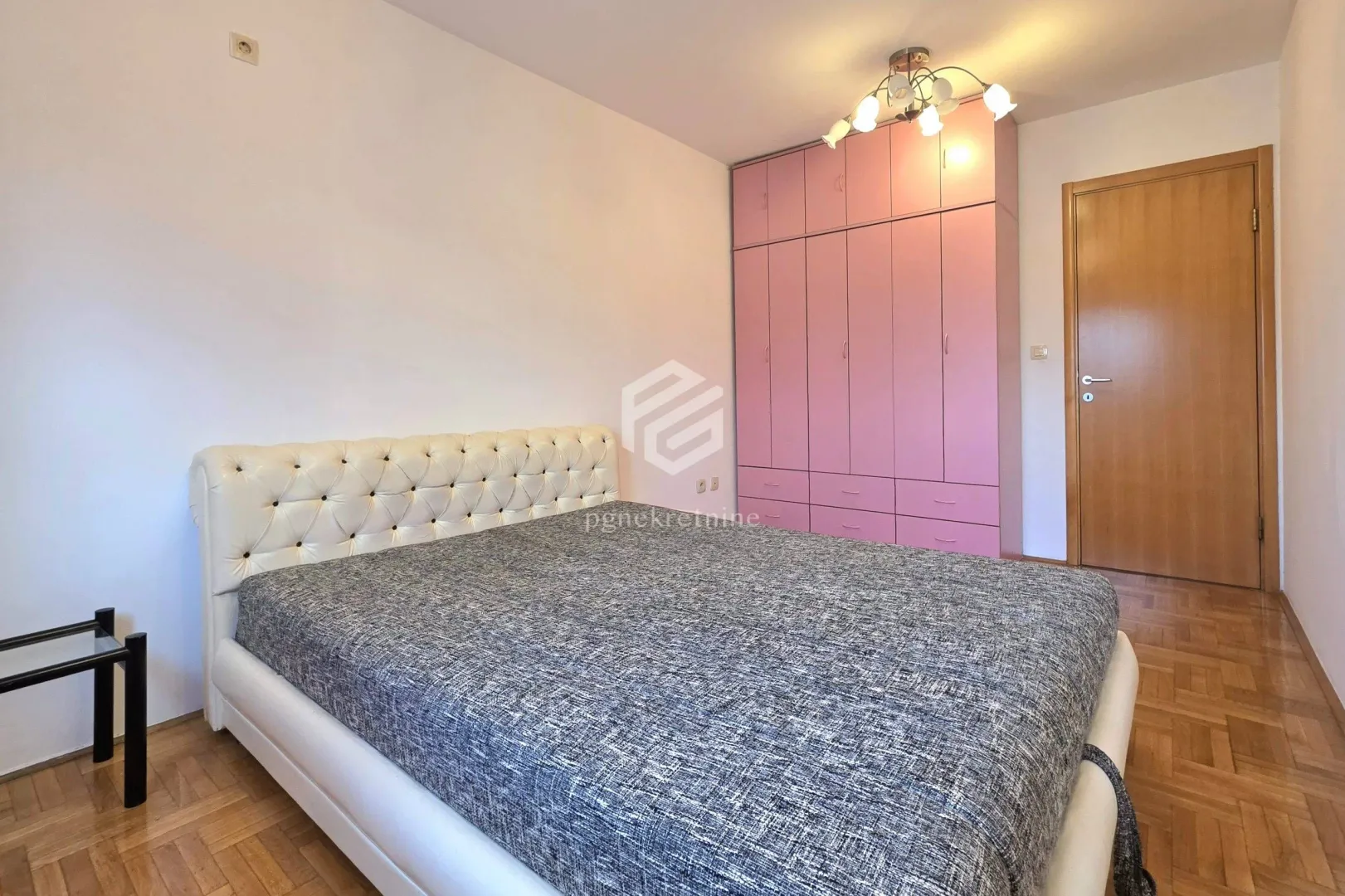 Rent, one bedroom apartment, 45m², Stari Aerodrom, Podgorica