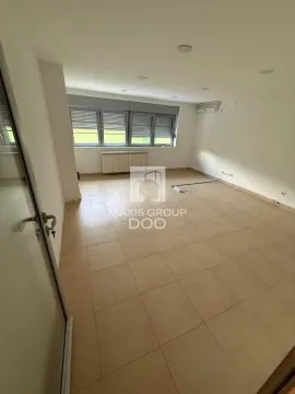 Rent, office space, 233m², Đeram Pijaca, Beograd - image 10