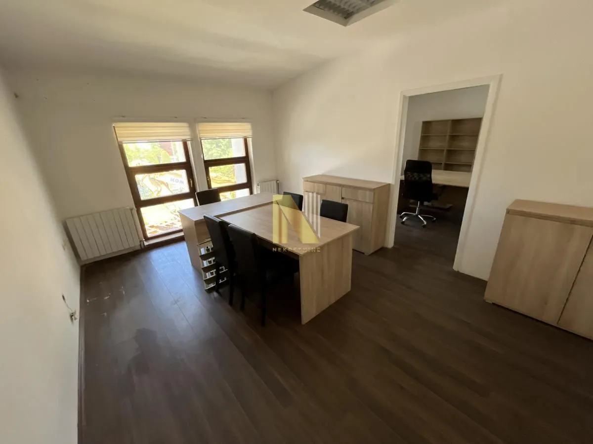 Izdavanje, poslovni prostor, 105m², Klisa, Novi Sad Sve Podlokacije