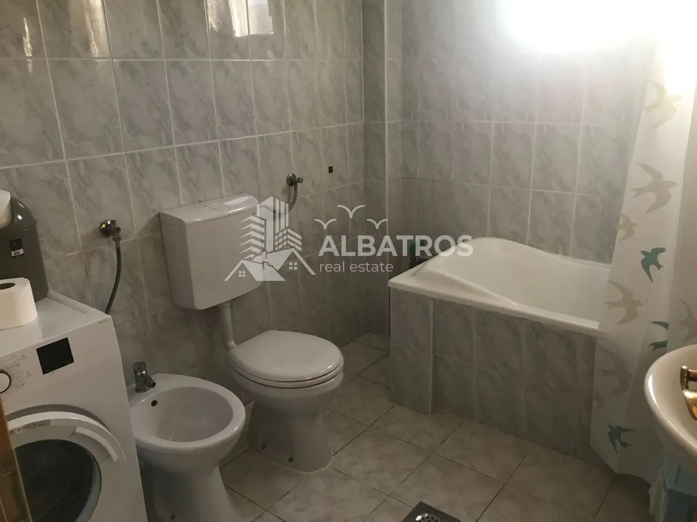 Daily-rent, three bedroom apartment, 130m², Čeluga, Bar