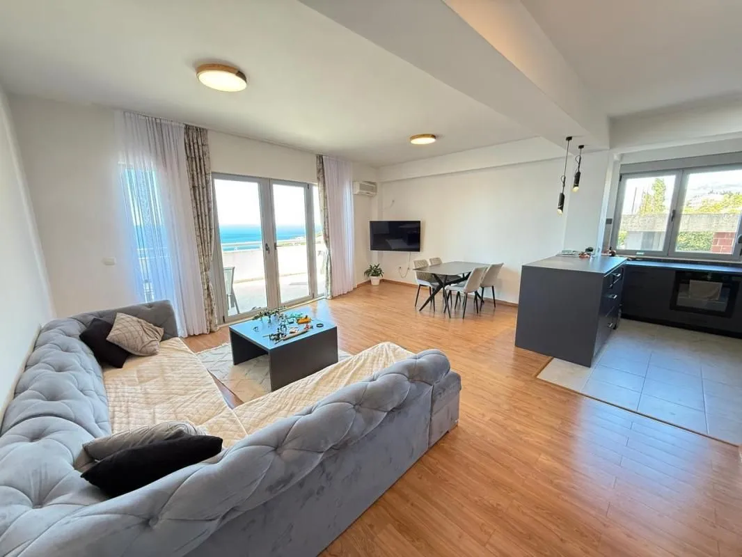 Sale, three bedroom apartment, 129m², Dobra Voda, Budva