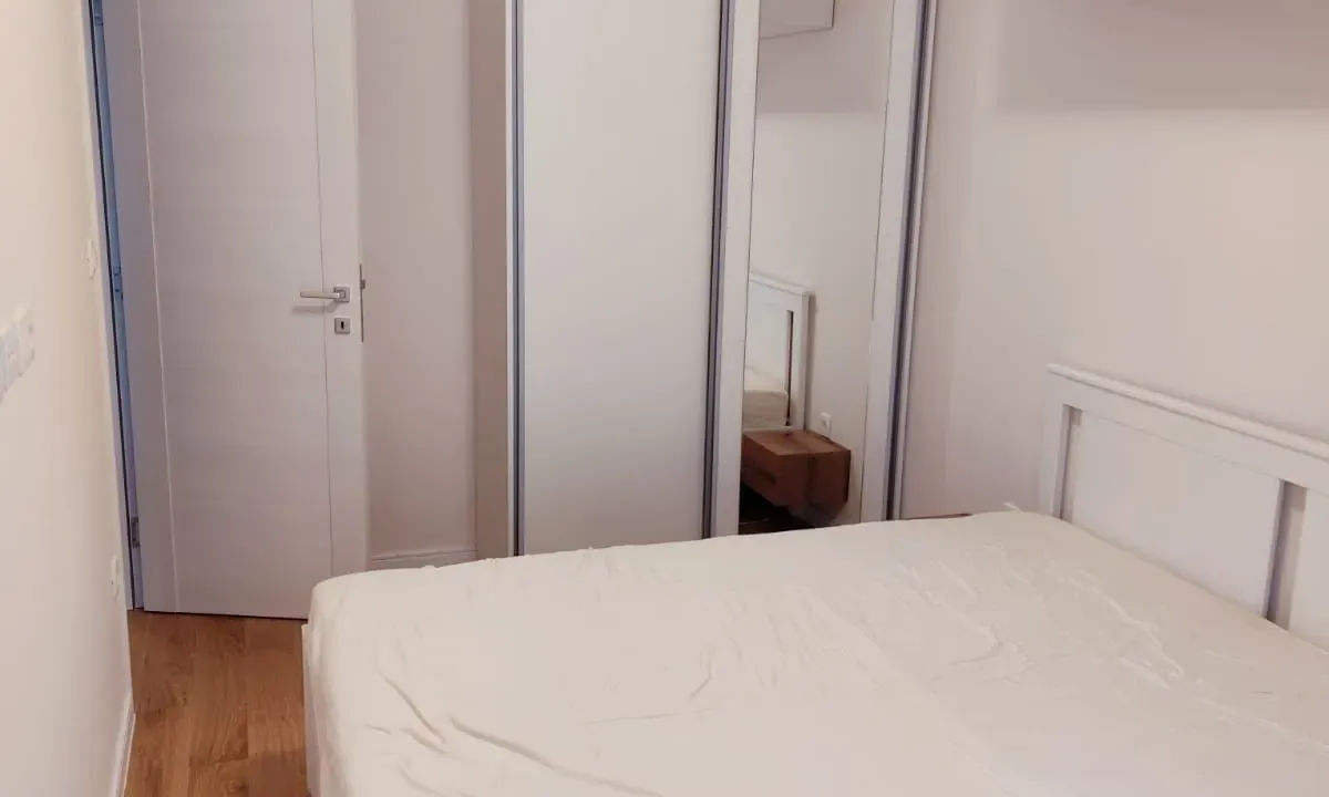 Prodaja, jednosoban stan, 40m², Central Point, Podgorica