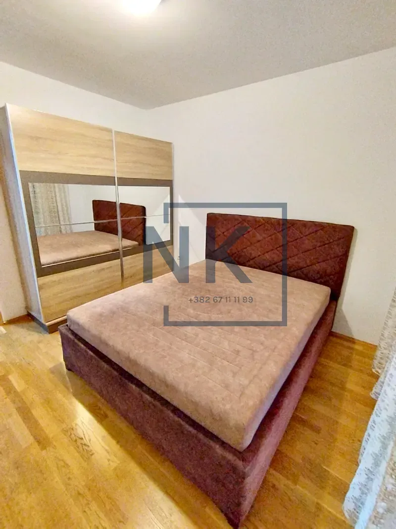 Izdavanje, dvosoban stan, 71m², Stari Aerodrom, Podgorica