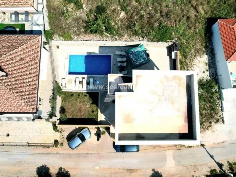 Rent, house, 300m², Krimovica, Kotor - image 6