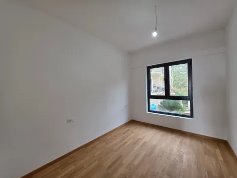 Sale, one bedroom apartment, 43m², Bečići, Budva - image 15