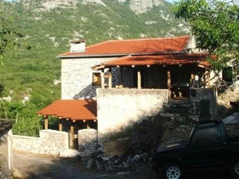 Prodaja, kuća, 160m², Bar, Crna Gora