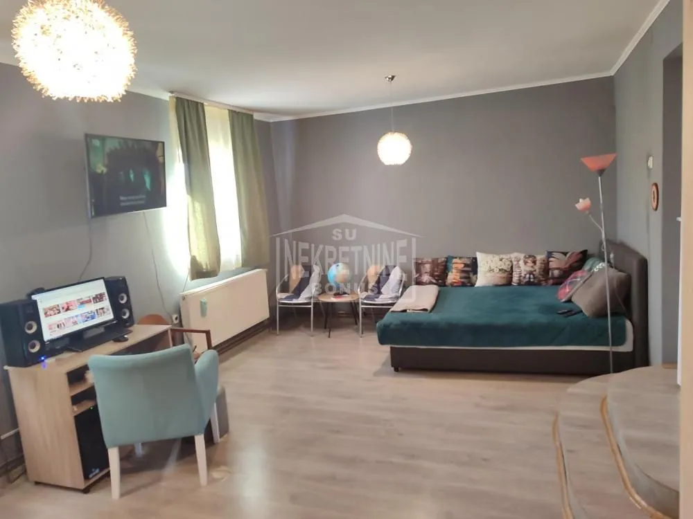 Prodaja, kuća, 130m², Srpski Šor, Subotica