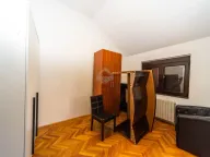 Izdavanje, poslovni prostor, 270m², Gorica C, Podgorica - image 14