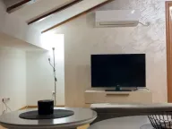 Izdavanje, dvosoban stan, 95m², Stari Aerodrom, Podgorica - image 15