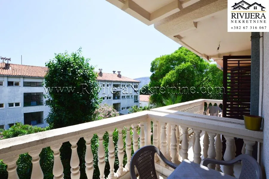 Sale, three bedroom apartment, 95m², Centar, Herceg Novi