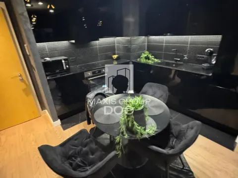 Izdavanje, trosoban stan, 80m², Savski Venac, Beograd - image 3