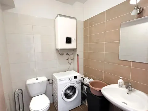 Rent, one bedroom apartment, 80m², Centar, Budva - image 7