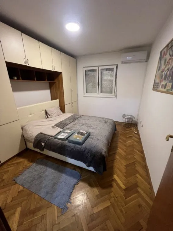 Rent, one bedroom apartment, 55m², Centar, Bar