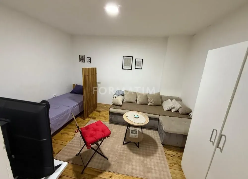 Rent, one bedroom apartment, 30m², Uciteljsko Naselje, Zvezdara Sve Podlokacije