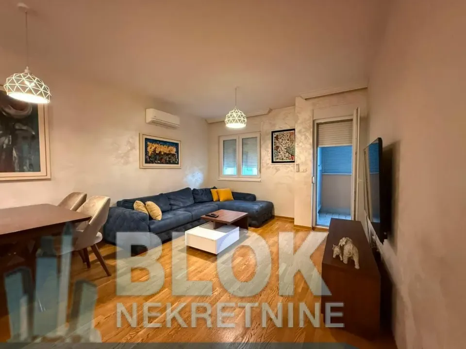 Rent, two bedroom apartment, 65m², City Kej, Podgorica
