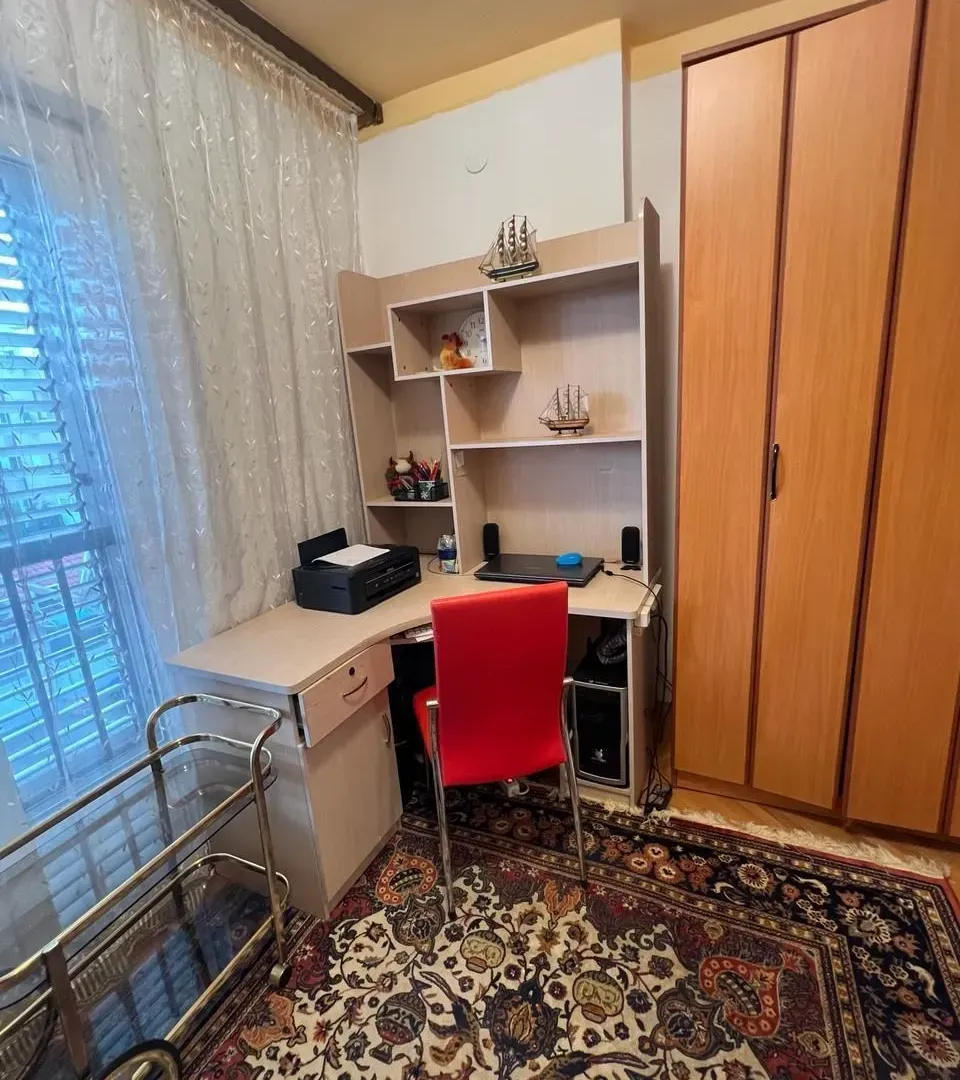 Prodaja, trosoban stan, 114m², Adok, Budva