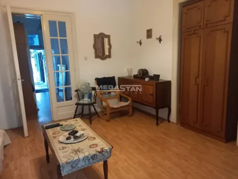 Sale, three bedroom apartment, 95m², Neimar, Vračar Sve Podlokacije - image 5