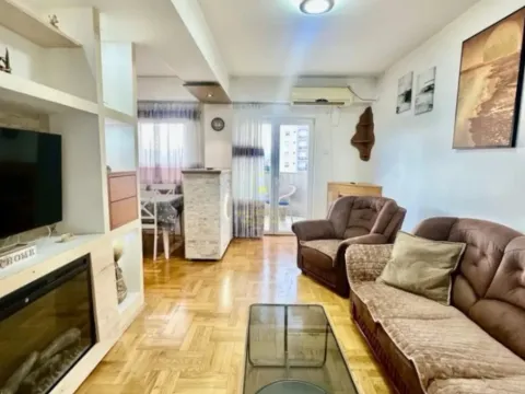 Sale, two bedroom apartment, 56m², Zabjelo, Podgorica - image 2