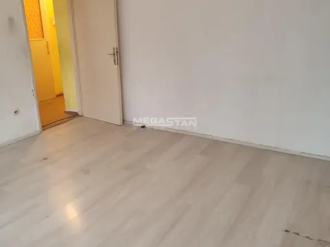 Prodaja, trosoban stan, 39m², Cerak, Beograd - image 8