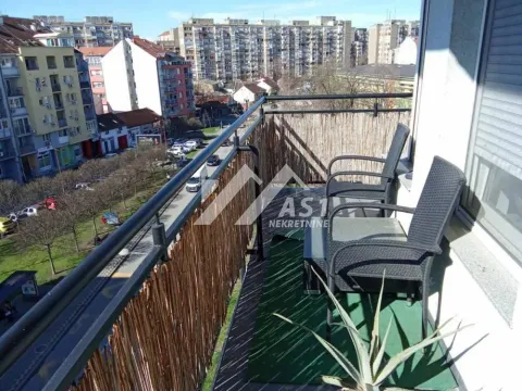 Sale, four bedroom apartment, 111m², Socijalno, Novi Sad Sve Podlokacije - image 7