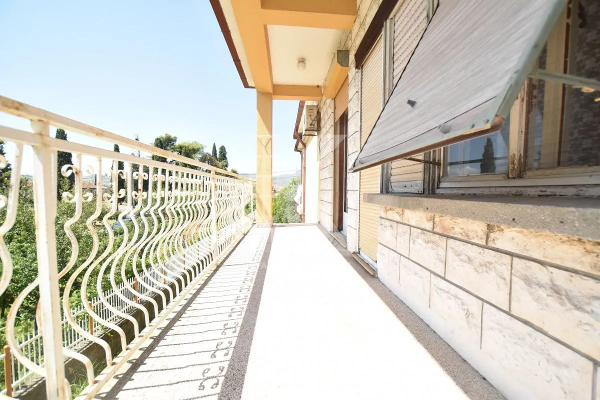 Sale, house, 240m², Dahna, Podgorica