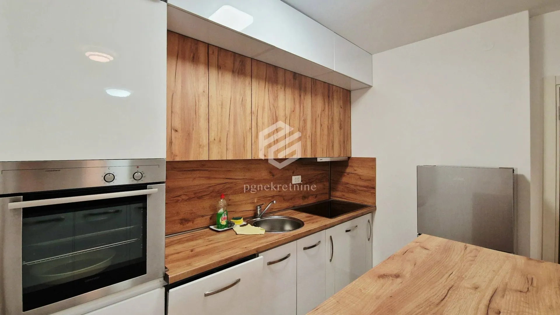 Rent, one bedroom apartment, 43m², Stari Aerodrom, Podgorica