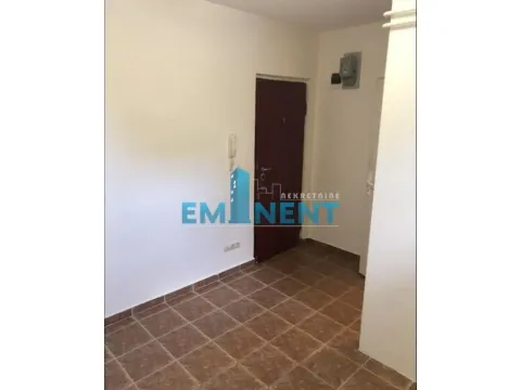 Rent, three bedroom apartment, 115m², Savski Venac, Beograd - image 14