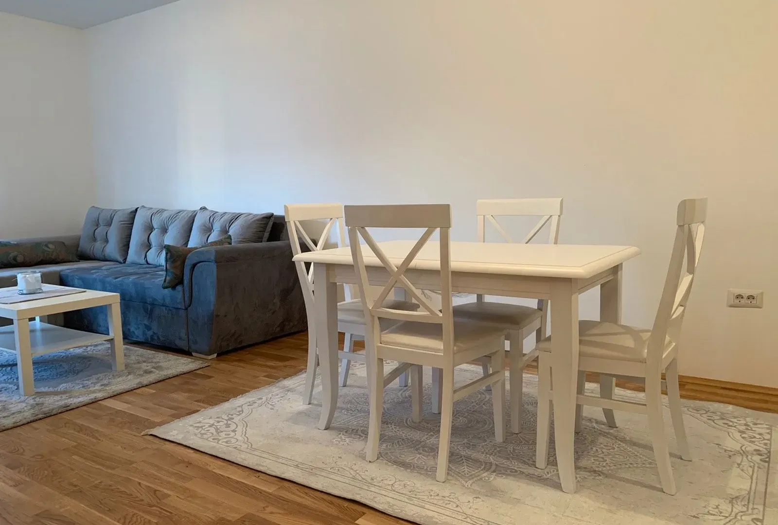 Izdavanje, jednosoban stan, 48m², Stari Aerodrom, Podgorica
