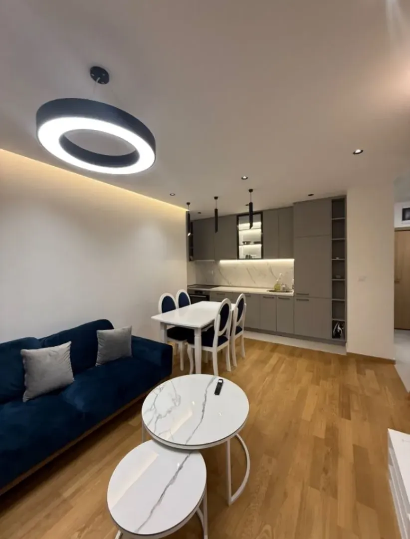 Izdavanje, dvosoban stan, 56m², City Kvart, Podgorica