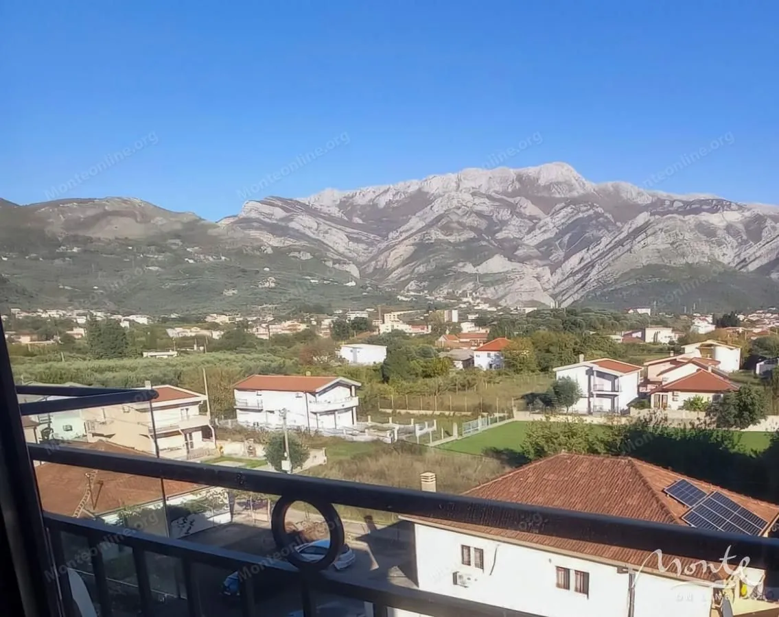 Prodaja, dvosoban stan, 61m², Polje, Bar