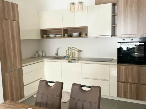 Izdavanje, dvosoban stan, 72m², Master Kvart, Podgorica - image 11