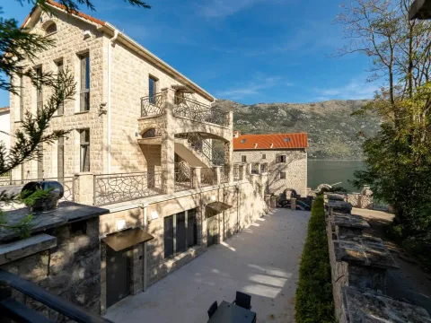 Sale, house, 731m², Stoliv, Kotor - image 6