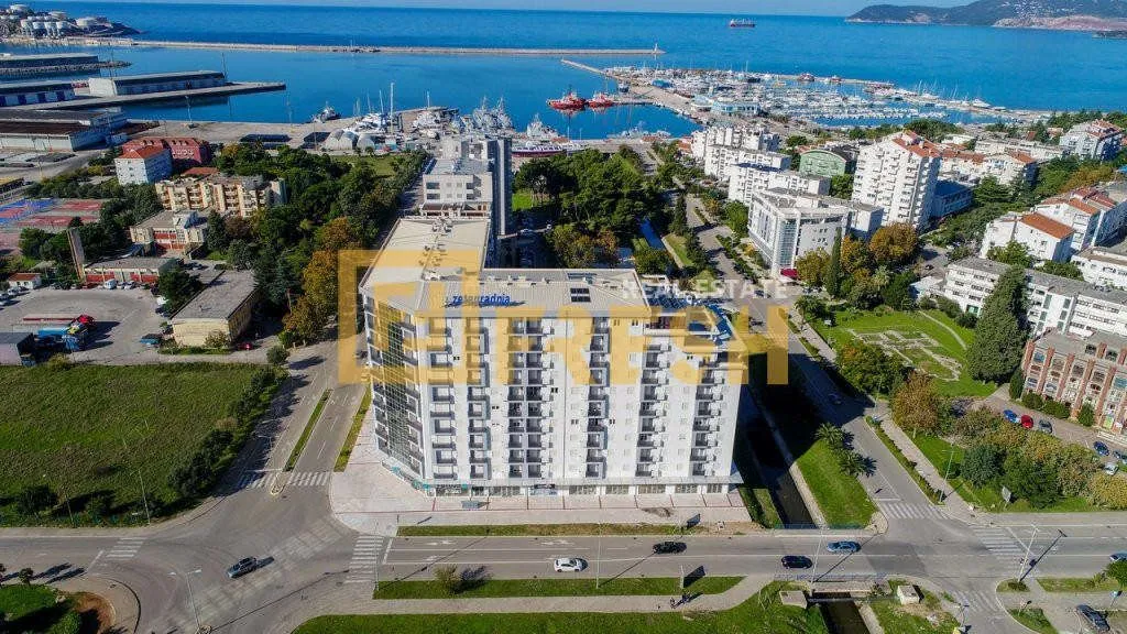 Sale, office space, 117m², Bar, Crna Gora