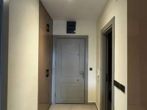 Izdavanje, dvosoban stan, 70m², Budva, Crna Gora - image 12