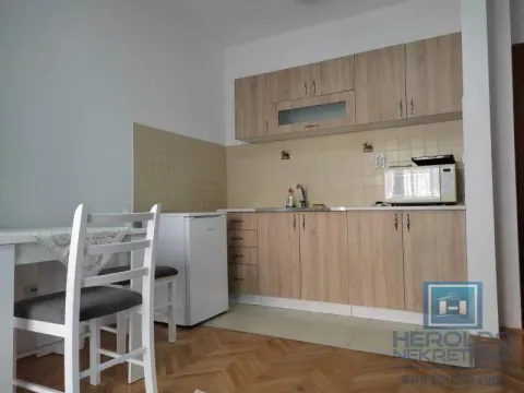 Izdavanje, garsonjera, 26m², Jagodina, Srbija - image 5