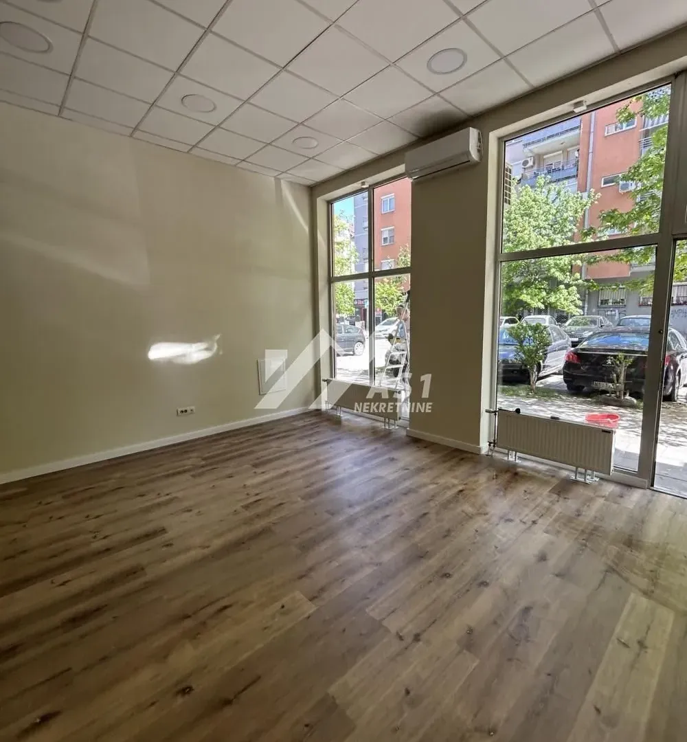 Rent, office space, 34m², Detelinara, Novi Sad Sve Podlokacije