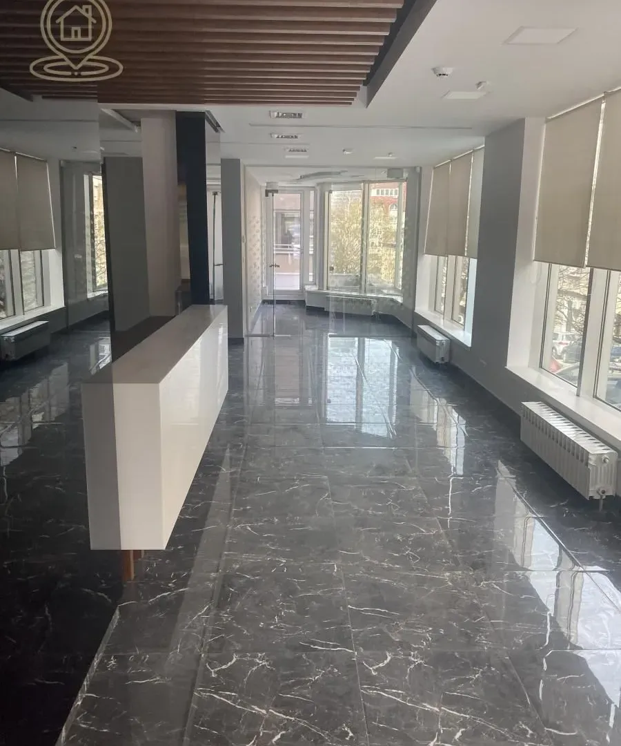 Rent, office space, 300m², Savski Venac, Beograd