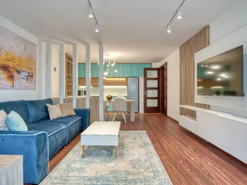 Rent, two bedroom apartment, 64m², Petrovac, Budva - image 7