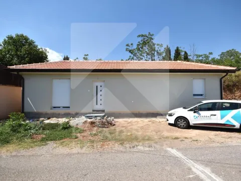 Izdavanje,  kuća, 52m2, Ibričevina, Podgorica
