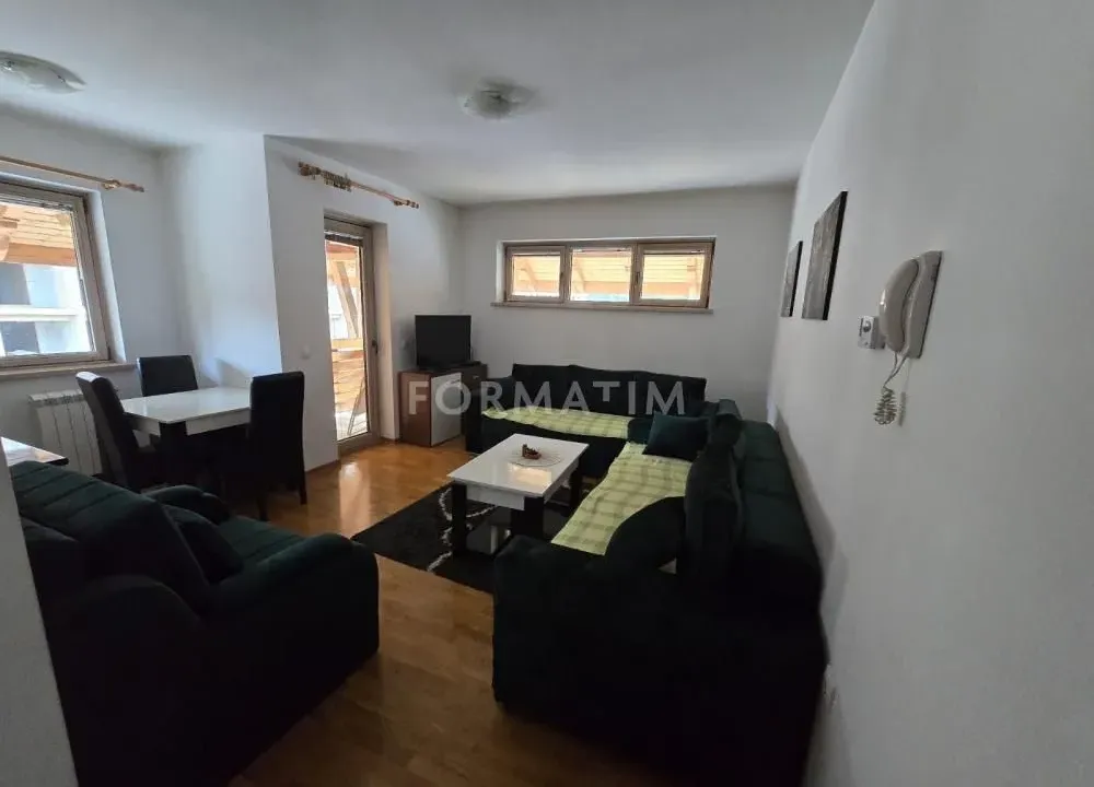 Izdavanje, jednosoban stan, 40m², Centar, Zlatibor