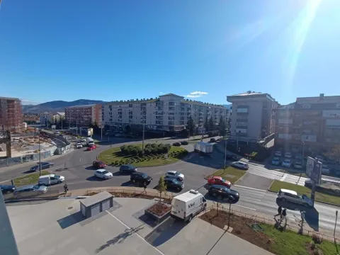 Rent, two bedroom apartment, 64m², Stari Aerodrom, Podgorica - image 10