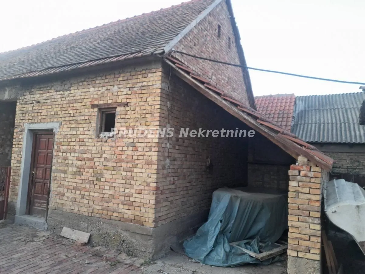 Sale, house, 150m², Obrež, Pećinci