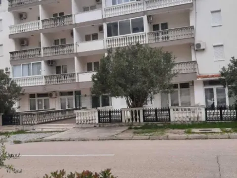 Sale, one bedroom apartment, 43m², Sutomore, Bar - image 10