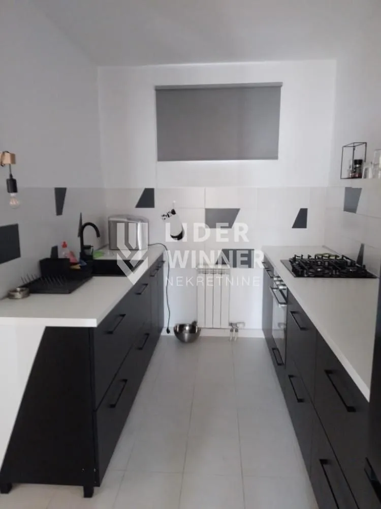 Rent, apartment, 130m², Đeram Pijaca, Beograd
