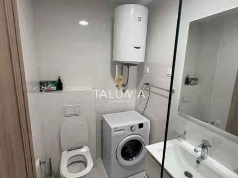 Rent, one bedroom apartment, 50m², City Kvart, Podgorica - image 6